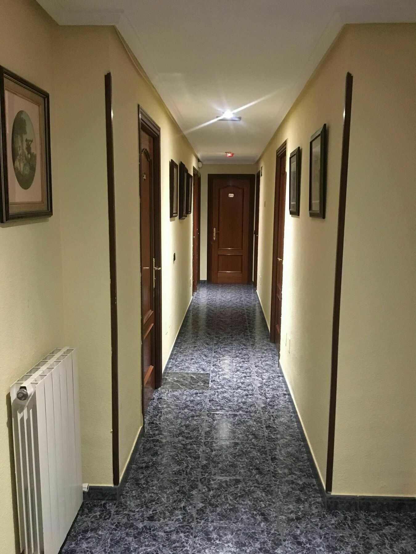 Hostal Conchita Legazpi Madryt Zewnętrze zdjęcie
